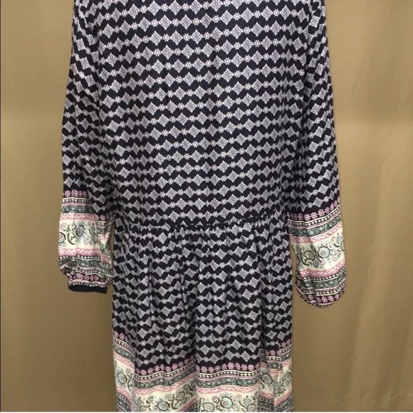 Relativity babydoll boho dress in white blues and pinks, size Large - Picture 4 of 6